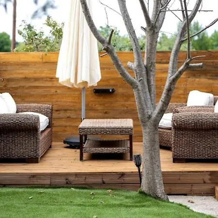 Estia Wood Living & Spa, Holiday home Nea Kallikrateia