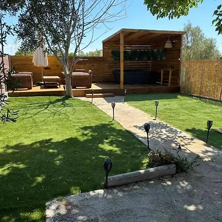 Estia Wood Living & Spa, Holiday home Nea Kallikrateia