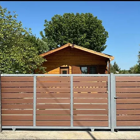 Estia Wood Living & Spa, Semesterbostad Nea Kallikrateia