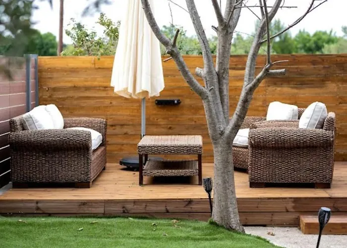 Estia Wood Living & Spa, Casa de Férias Nea Kallikrateia
