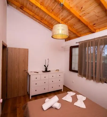 Estia Wood Living & Spa, Сasa de vacaciones