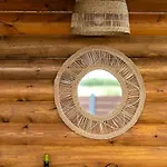 Estia Wood Living & Spa,